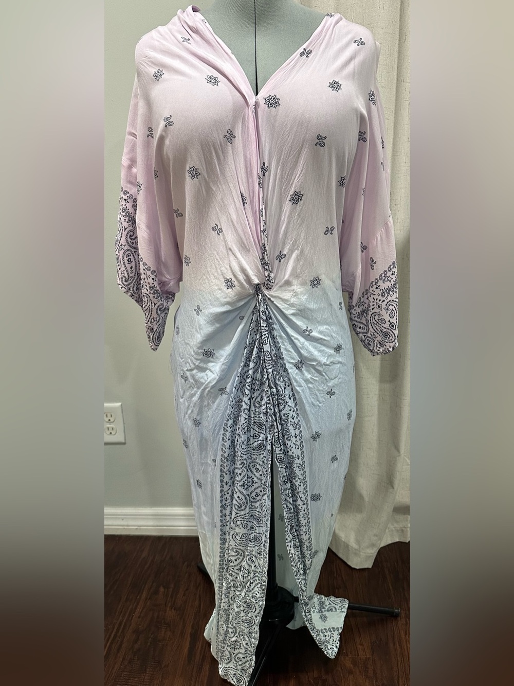 Surf Gypsy Pink to Light Blue  coverup size L 100% Rayon maxi dress paisley